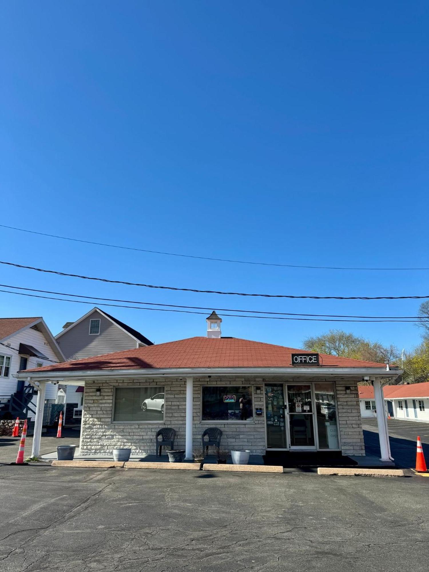 Chisholm'S Motor Inn Saugus Zewnętrze zdjęcie