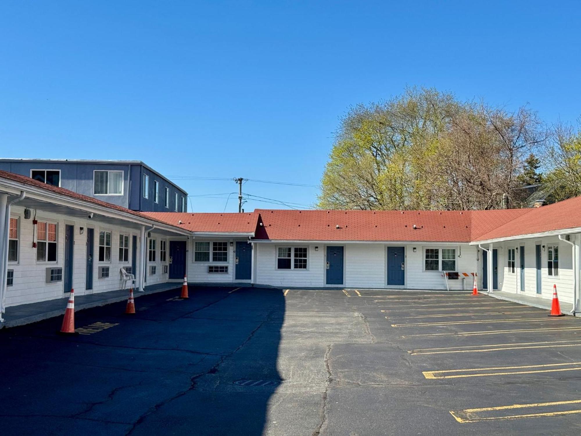 Chisholm'S Motor Inn Saugus Zewnętrze zdjęcie